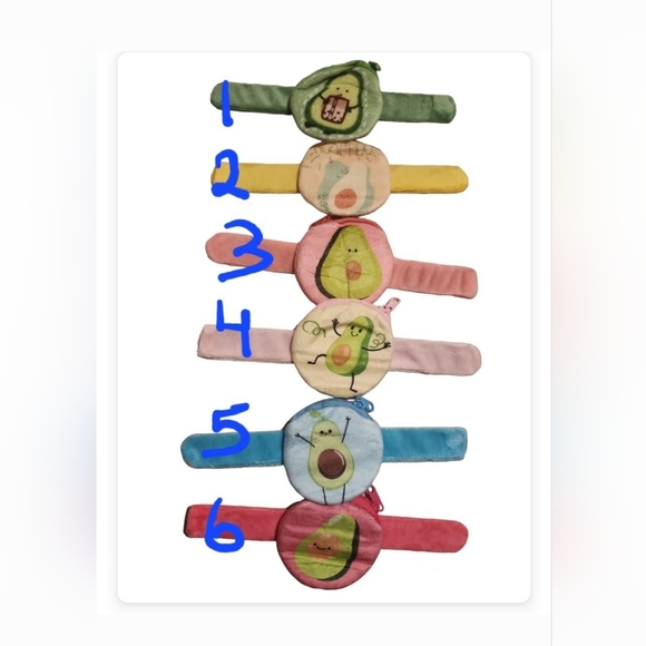 🔥🔥⭐️⭐️Cute Snap on Bracelet/Zipper Coin Purse on Slap Bracelet. - Picture 12 of 12